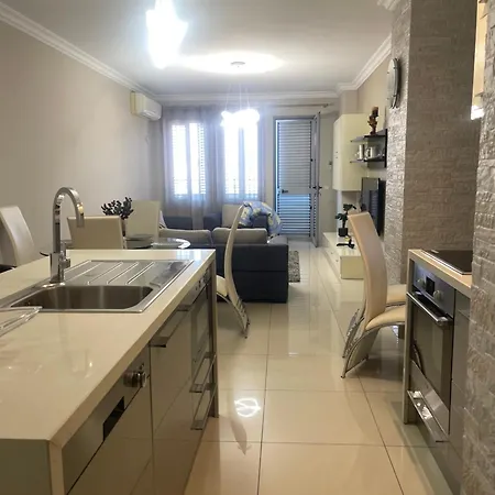 Apartment Place *